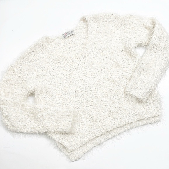 Poof Apparel cream cropped knit sweater - Picture 1 of 4